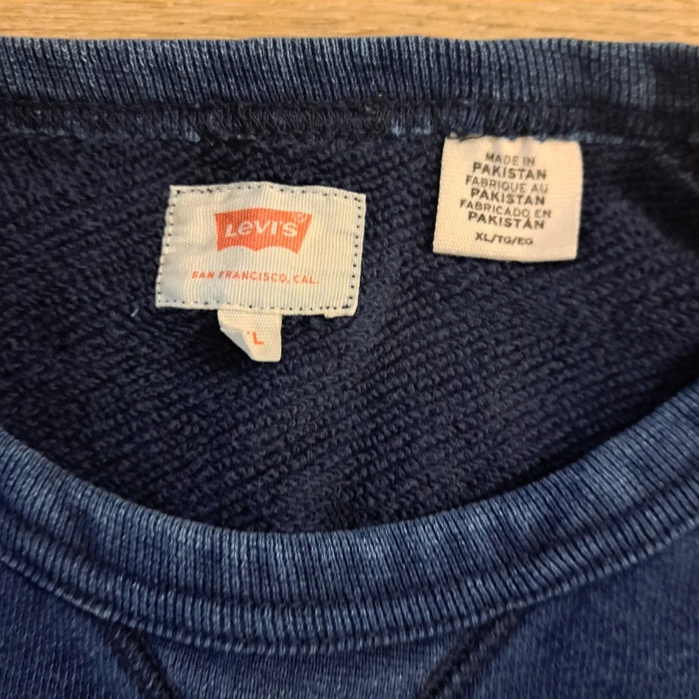 Levi's Red Tab Casual Crewneck Jeanlike Style Shirt Sweatshirt Men's Size Large